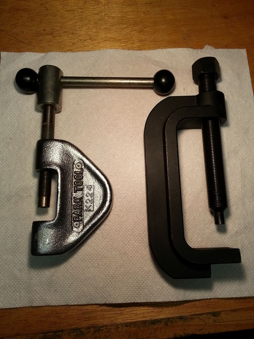 Bike Forums struggling with stuck cotter pin